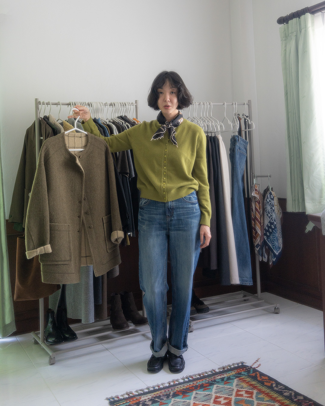 올리브 컬러로 시작한 오늘