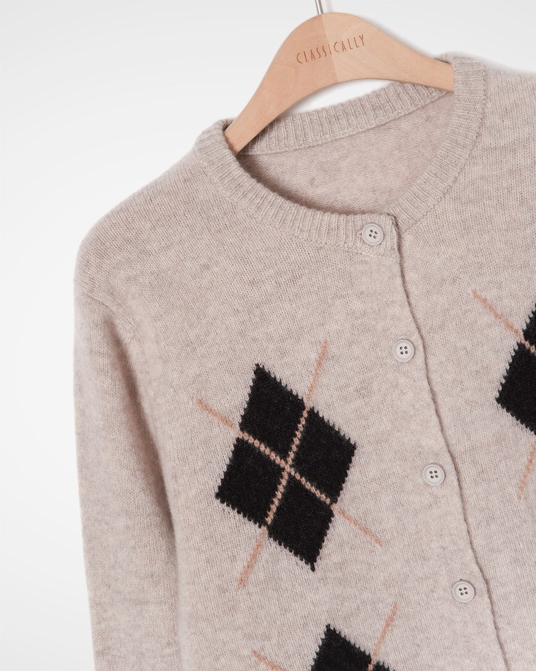 Diamond Motif Cardigan 제품 사진 3