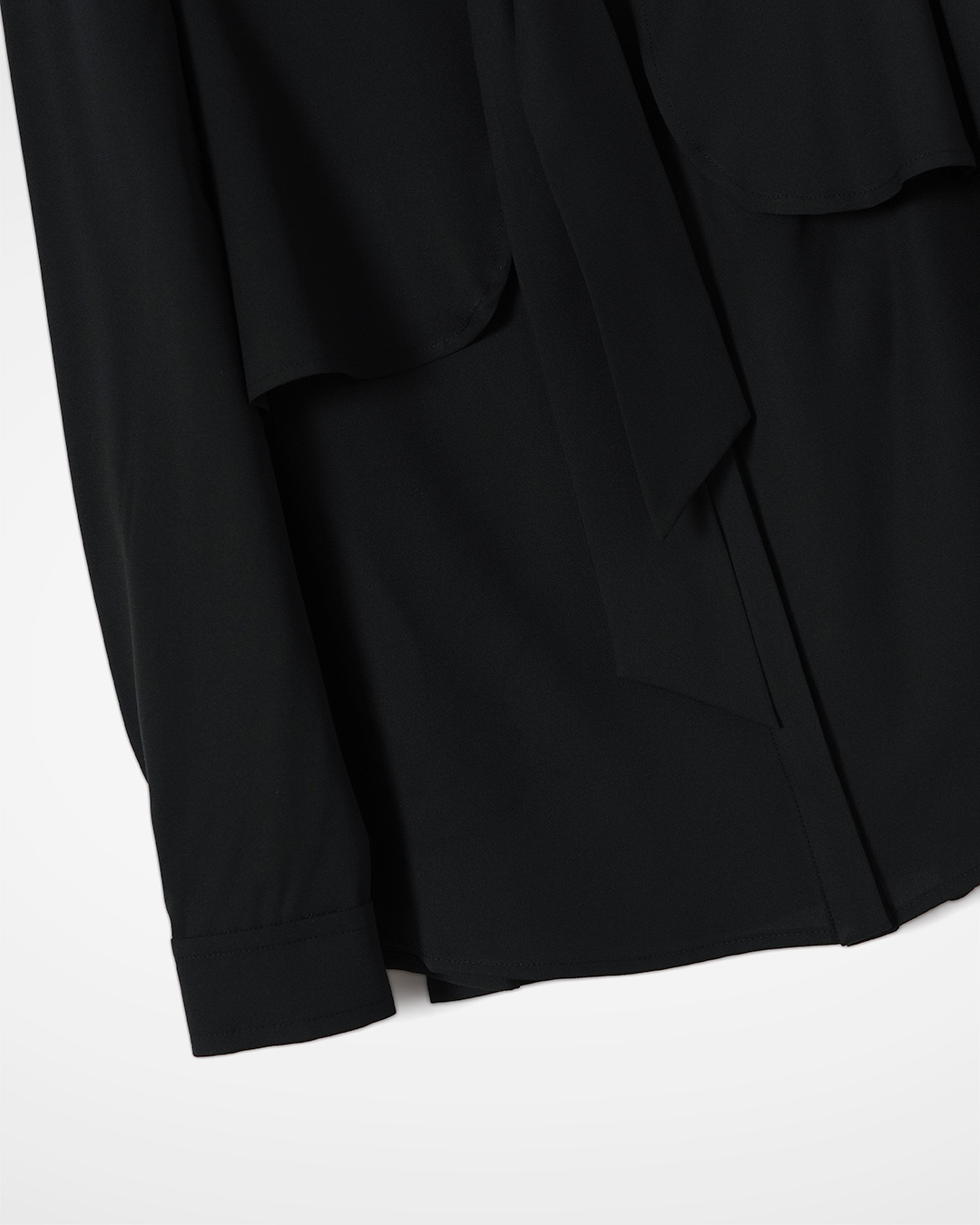 Tie Neck Pocket Blouse 상품 사진